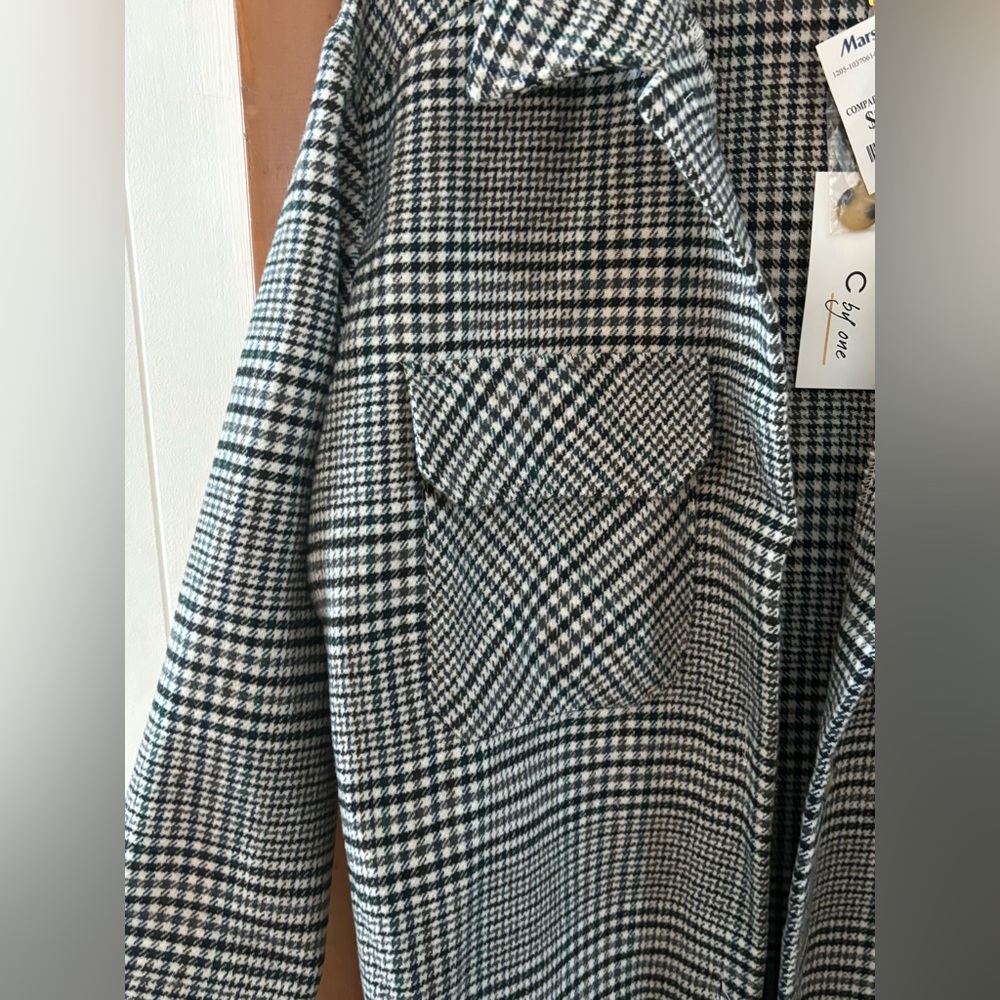 Houndstooth Shacket - Picture 3 of 3